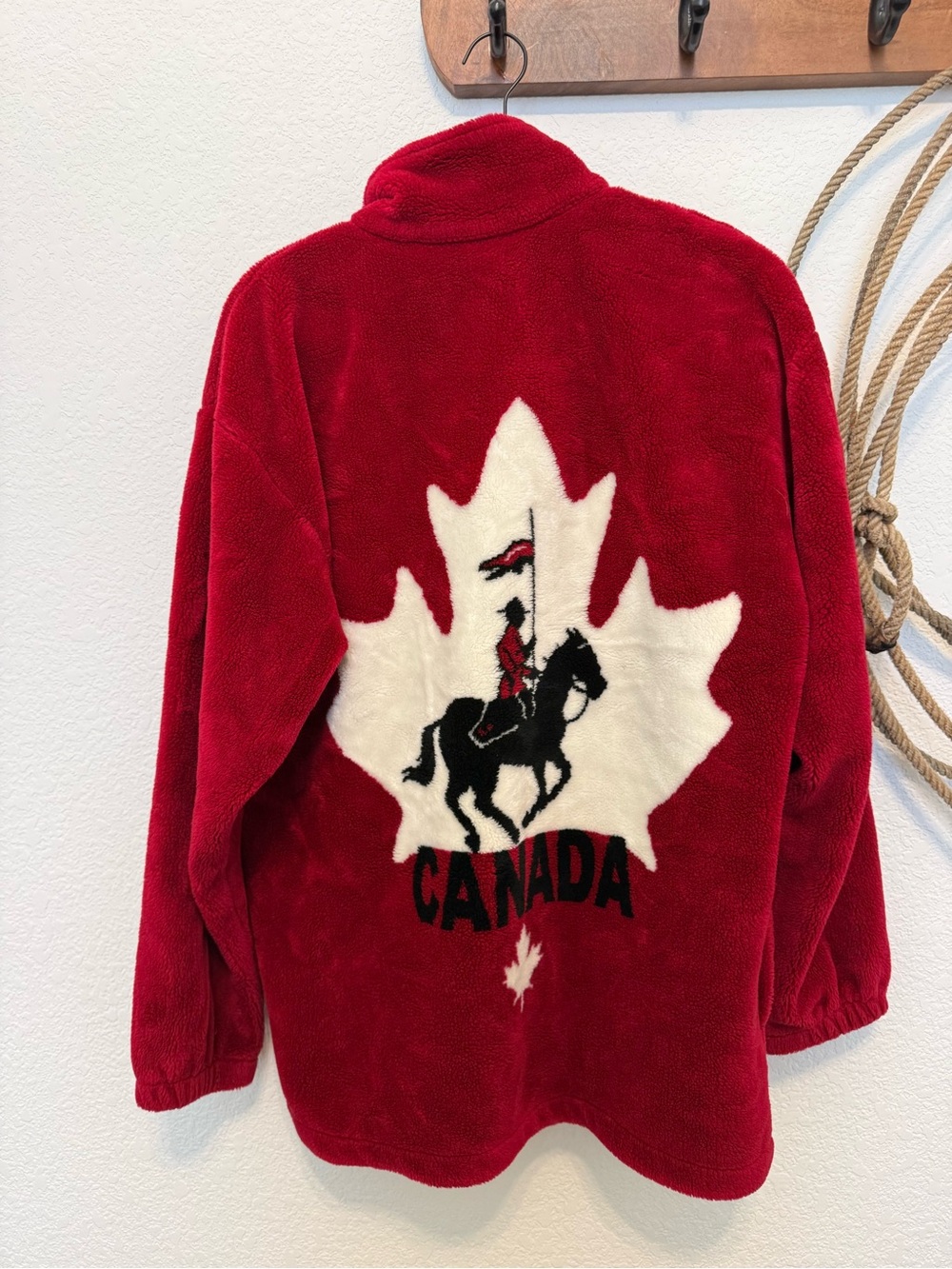 Vintage 90s Teepee Canada Royal Canadian Mountie Fleece Jacket